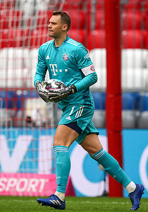 Manuel Neuer adidas Predator Pro Inflight