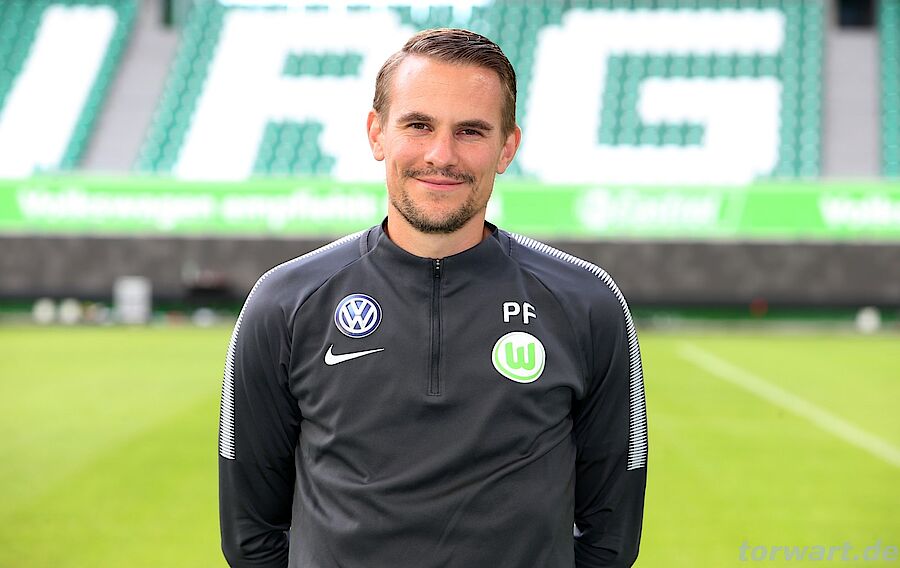 Torwarttrainer Pascal Formann Vom Vfl Wolfsburg Im Interview Bei Torwart De Pascal Formann Vfl Wolfsburg